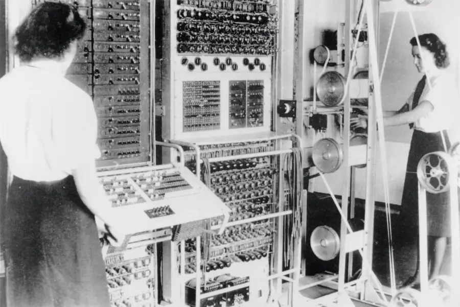 Colossus Mark 2 computer at Bletchley Park, operated by WRNS personnel, 1943